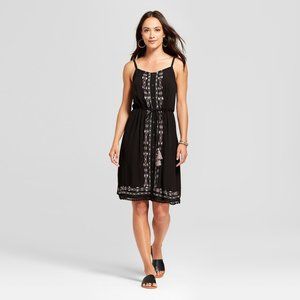 Knox Rose Embroidered Black Dress, M